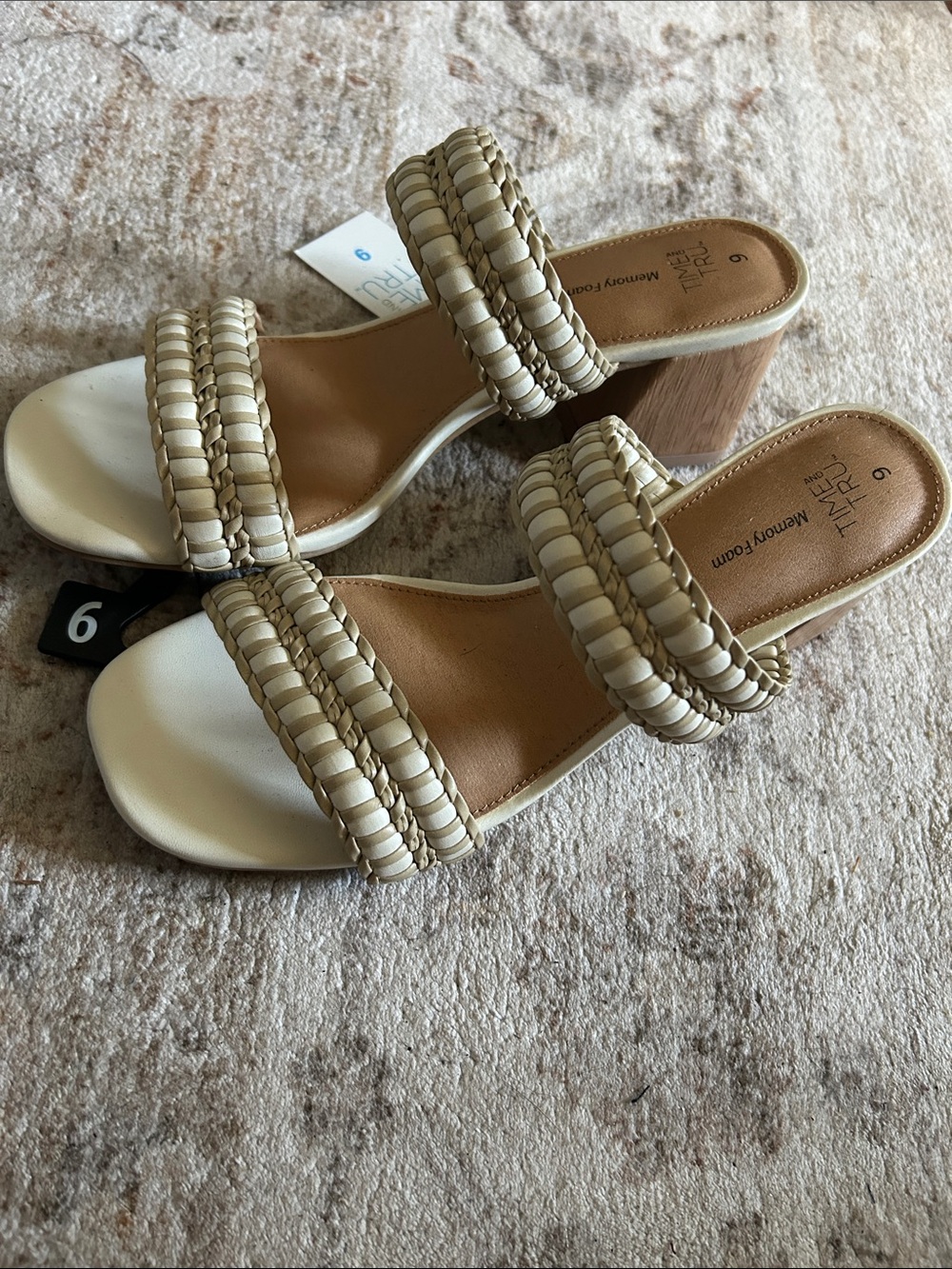 🆕 Time and Tru 2 Band Block Heels Size 9 NWT New! TT